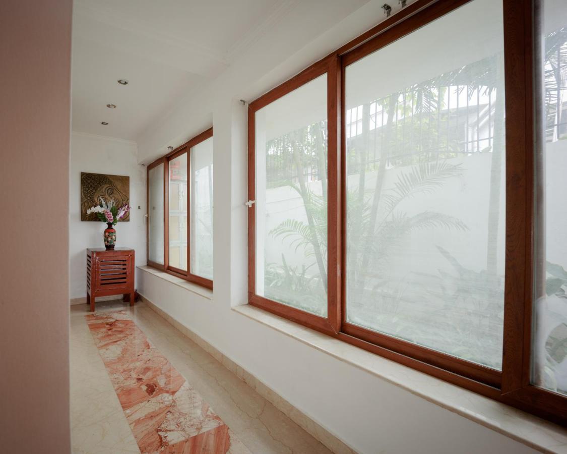 Ocean Suite Goa Dona Paula Exterior foto